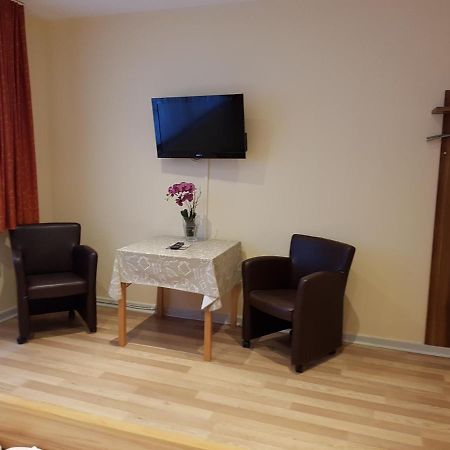 Wolthusen Apartment เอมเดน ภายนอก รูปภาพ